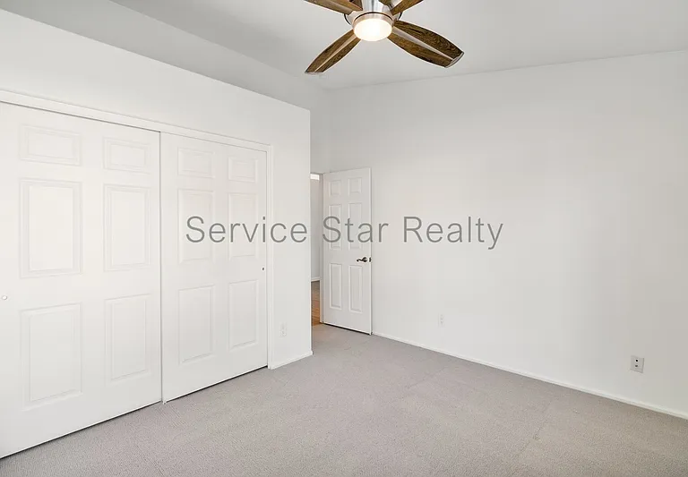 179 W Knox Rd — Photo 16