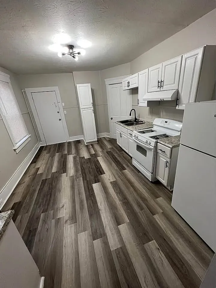 1 bed, 1000 sqft, $1,150 — Photo 3