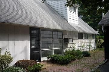 1st image of 32 Stirrup Ln