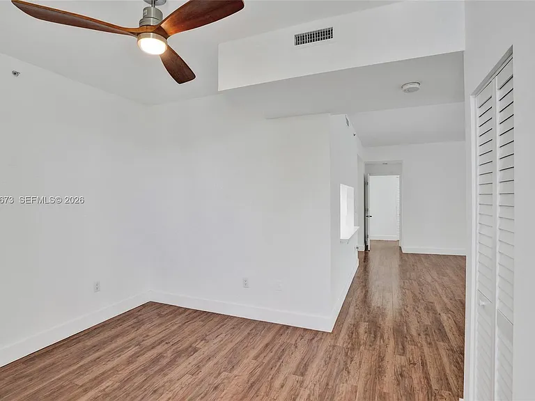 9725 NW 52nd St #406 — Photo 22