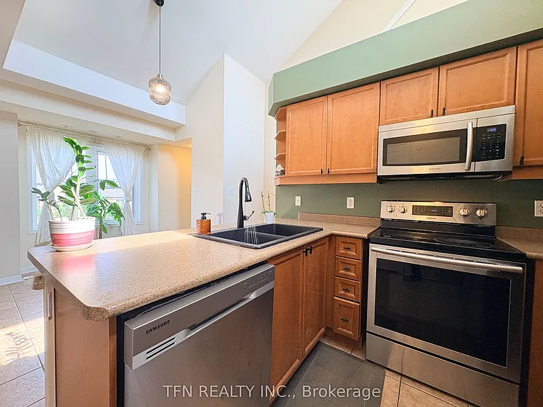 588 Shoreline Dr #3 — Photo 10
