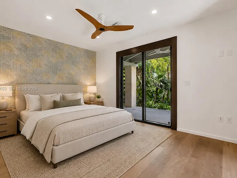 6840 Sunrise Pl — Photo 34