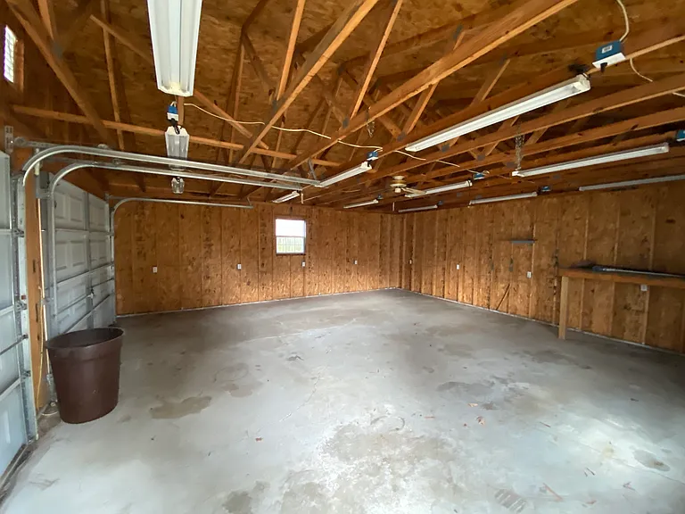 218 Mona Dr — Photo 50