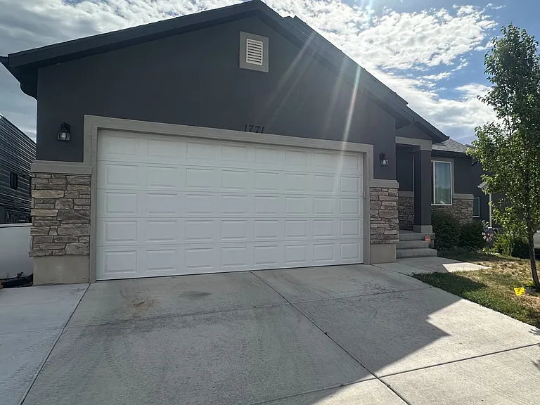 1771 S Longview Rd — Photo 1