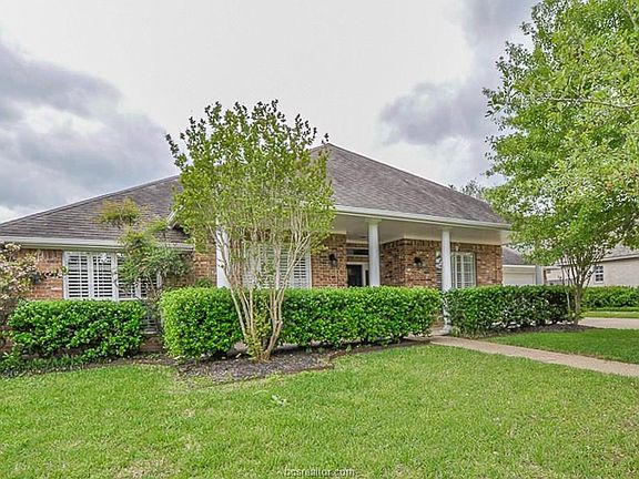 3rd image of 4708 Shoal Creek Dr