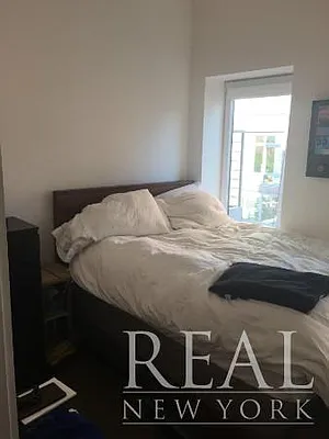 Rented by REAL New York | media 25