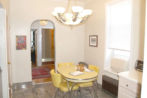 Rented by Metropolitan Brokers Inc. | media 5