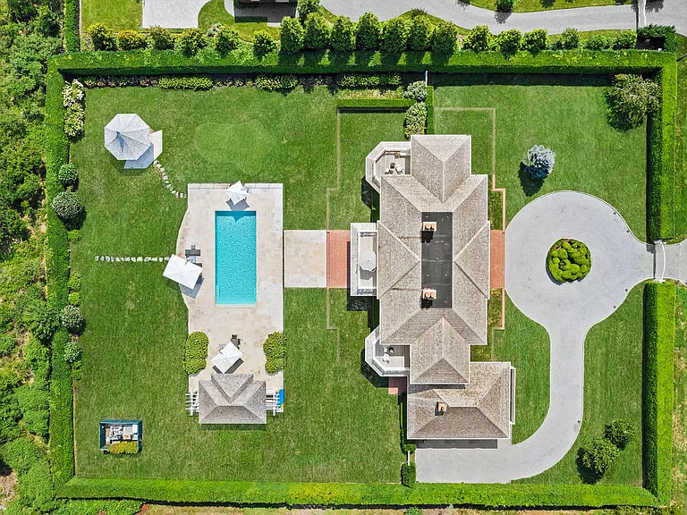 20 Quogo Neck Ln — Photo 19