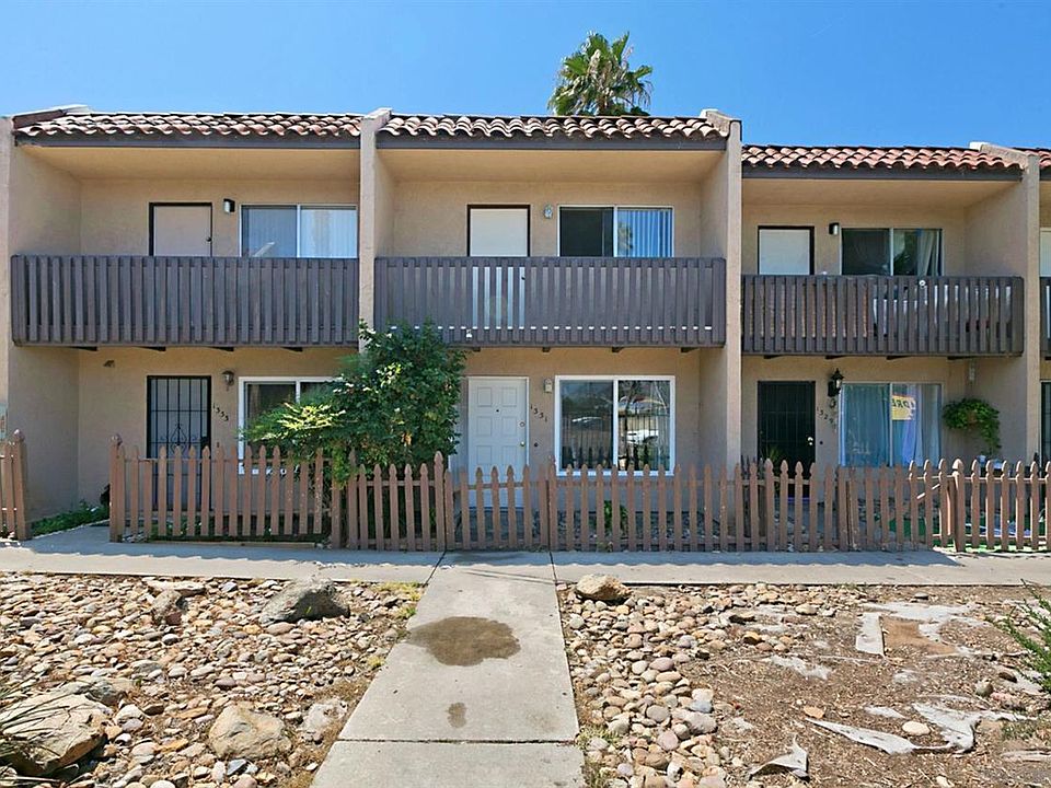 1st image of 1331 Oakdale Ave #2700