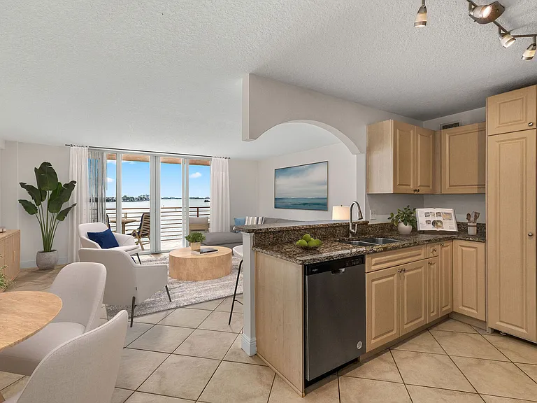 Waters Pointe — Photo 25