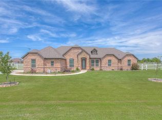 135 Trifecta Ln, Fort Worth, TX 76126