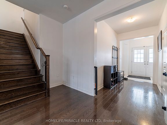 5th image of 9 Mears Rd