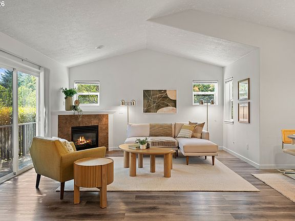 4th image of 38796 Cascadia Village Dr