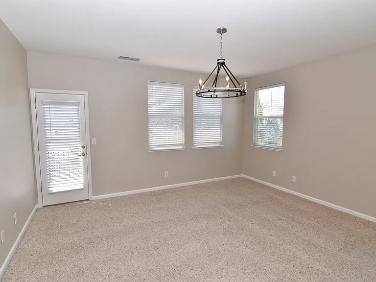 6773 Kiskadee Dr — Photo 14