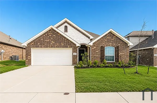 5 bed, 2400 sqft, $3,750 — Photo 1