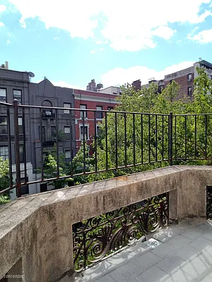 Rented by Corcoran | media 15