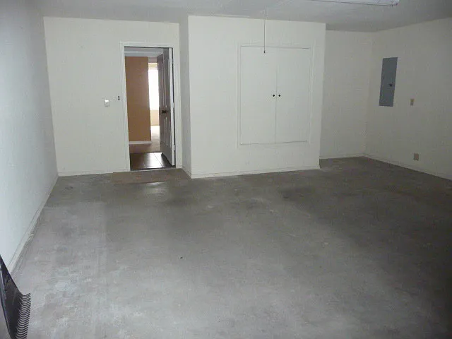 621 NW Granite Ave — Photo 12