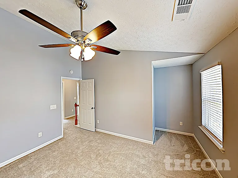 5370 Mountain Top Pl — Photo 8