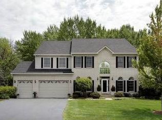 28615 Ashford Ct, Lake Bluff, IL