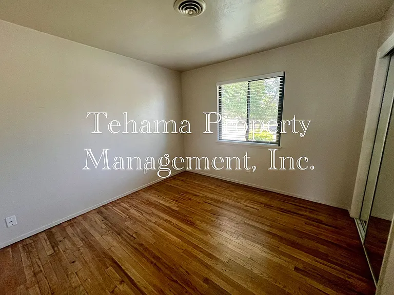 845 Lassen Ave — Photo 11