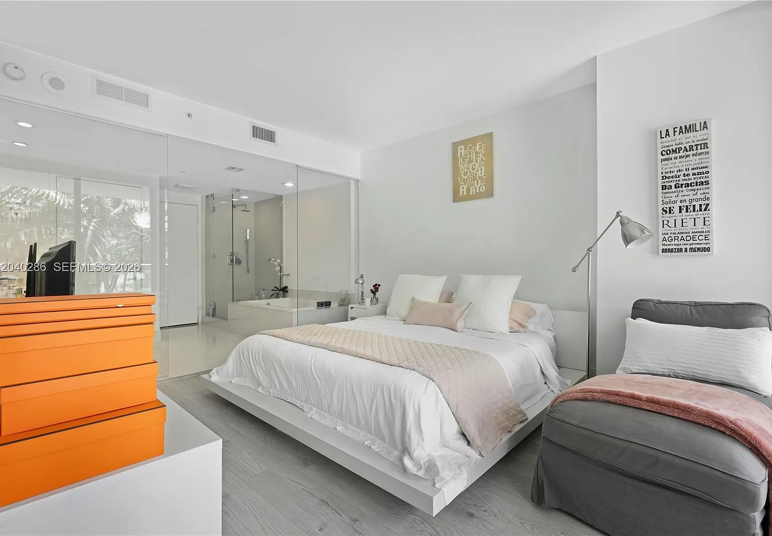 2 bed, 1198 sqft, $5,900 — Photo 2