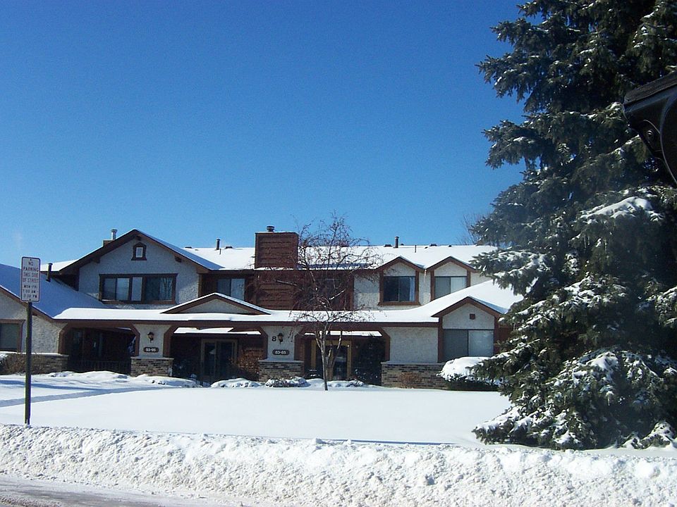 Colonial 2-Story 2-Bedrooms 2-Baths