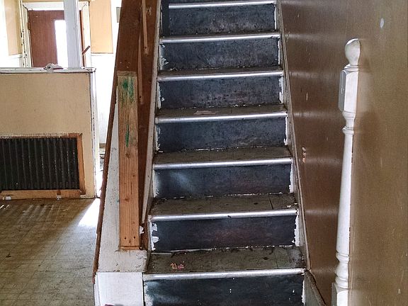 3rd image of 1549 S Ringgold St