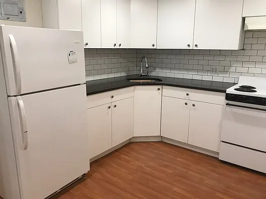 Rented by Remax Edge | media 12