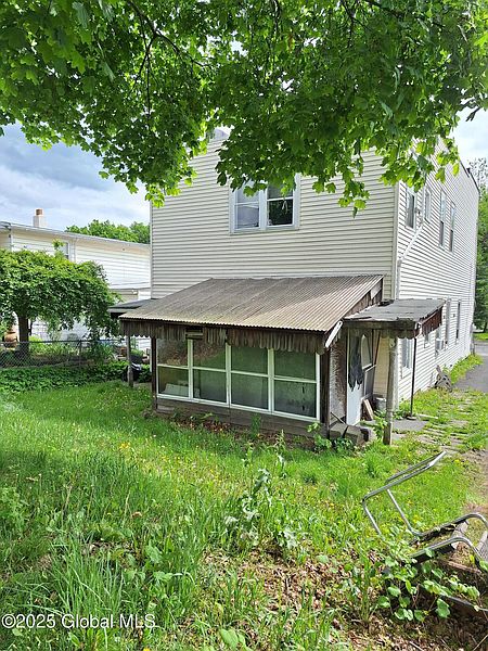 3rd image of 203 Congress Street