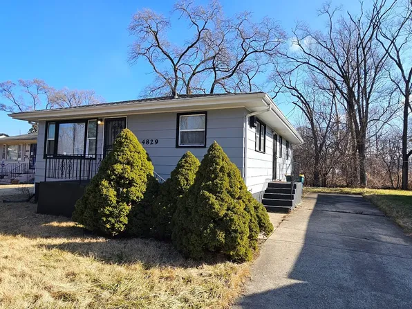4829 Maryland Pl, Gary, IN 46409