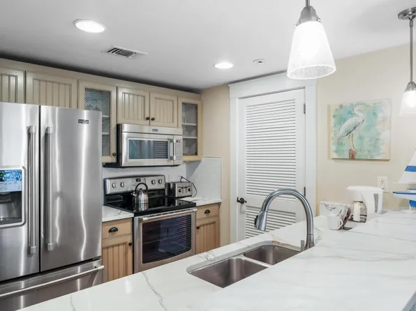 9200 Baytowne Wharf Blvd #236/238, Miramar Beach, FL 32550