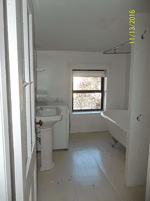 Rented by Avenue Sotheby's International Realty | media 12