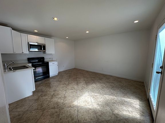 2nd image of 13790 Mangowood Dr #2