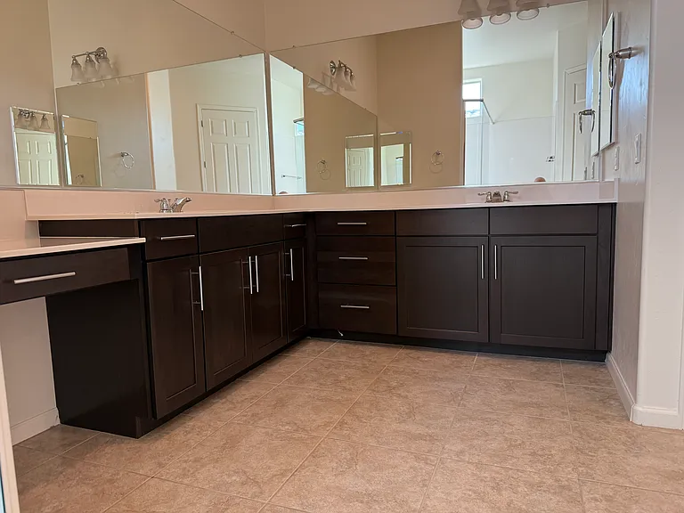 1646 W Aristides St — Photo 38