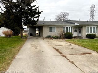 2120 King Rd, Saginaw, MI 48601