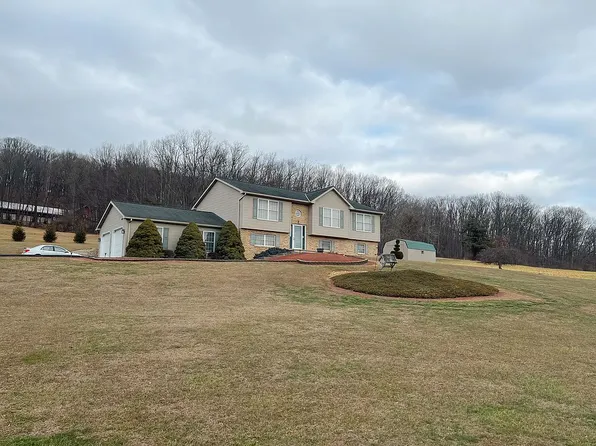 914 State Route 225, Dalmatia, PA 17017