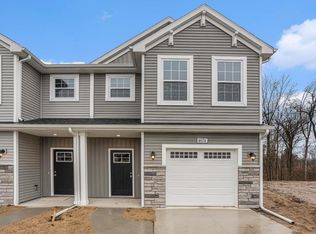 4674 Glen Haven Dr, Grand Rapids, MI 49512