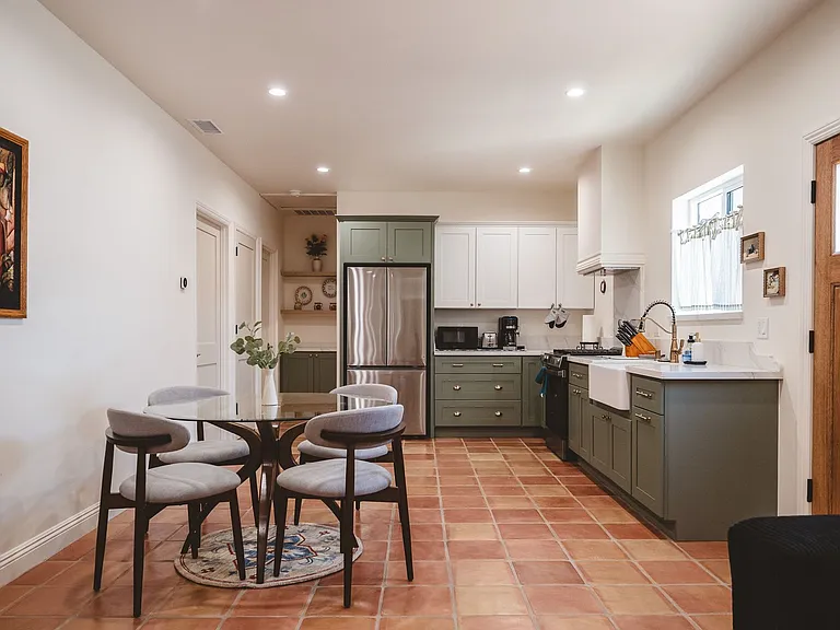 613 W Olive Ave #1 — Photo 74