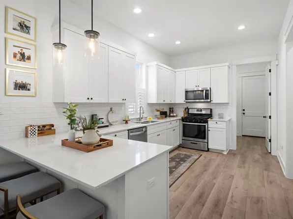 1066 Twain St, Driftwood, TX 78619