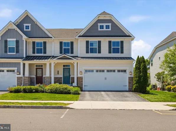 123 Providence Cir, Collegeville, PA 19426