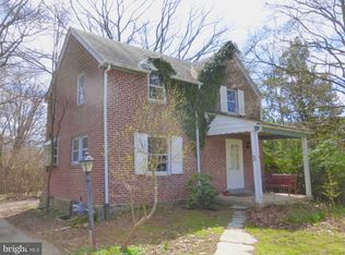 5 Barleycone Ln, Bryn Mawr, PA 19010