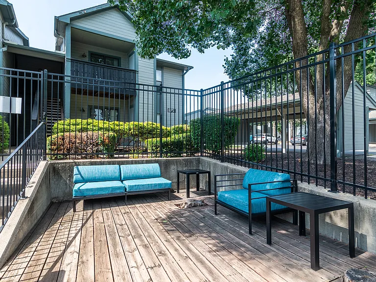 Springhill Apartments — Photo 13