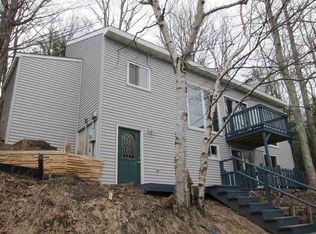 551 Forest Park Dr, Marquette, MI 49855