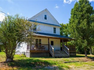 11333 North Rd, Perrysburg, NY 14129