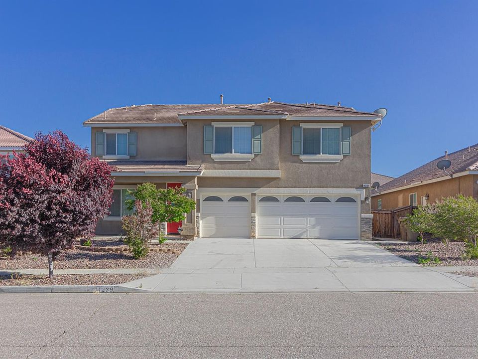 1st image of 14239 Larkspur St