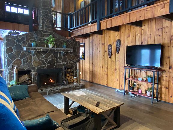 4th image of 23 River Rd