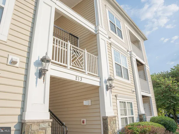 213 Marsh Hollow Pl APT B, Rockville, MD 20850
