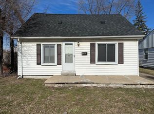 8015 Packard Ave, Warren, MI 48089