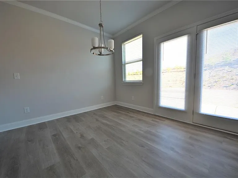 246 Hellen Valley Dr — Photo 11