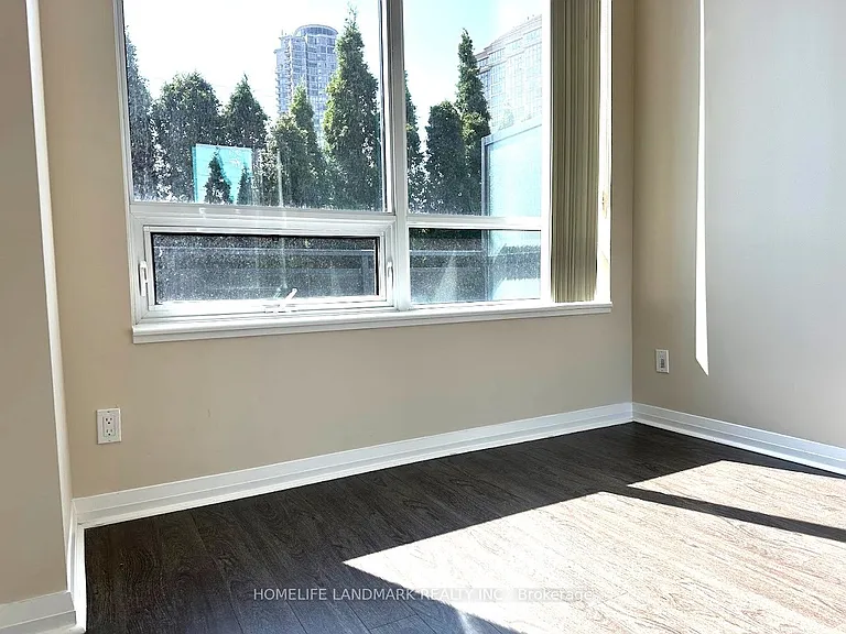 55 Eglinton Ave W #109 — Photo 6